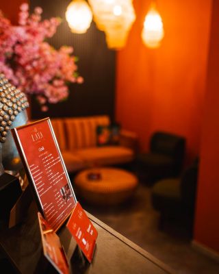 Nechte za sebou ruch každodennosti a vstupte do světa, kde je čas jen pro vás. 🌿 Vůně, světla, barvy… každý detail je tu...